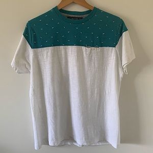 Men's Short Sleeve Tee Shirt Whale Pattern Shades Teal & White Sz L